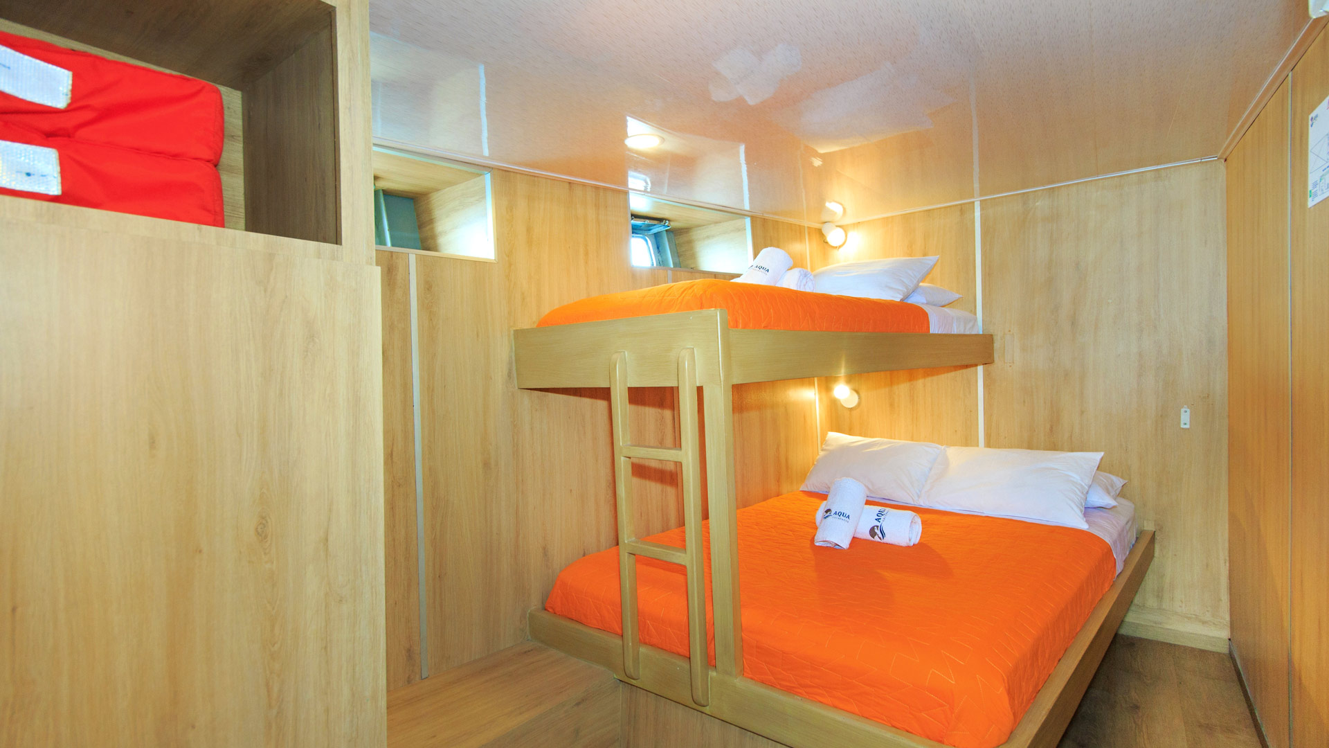 Lower deck cabin