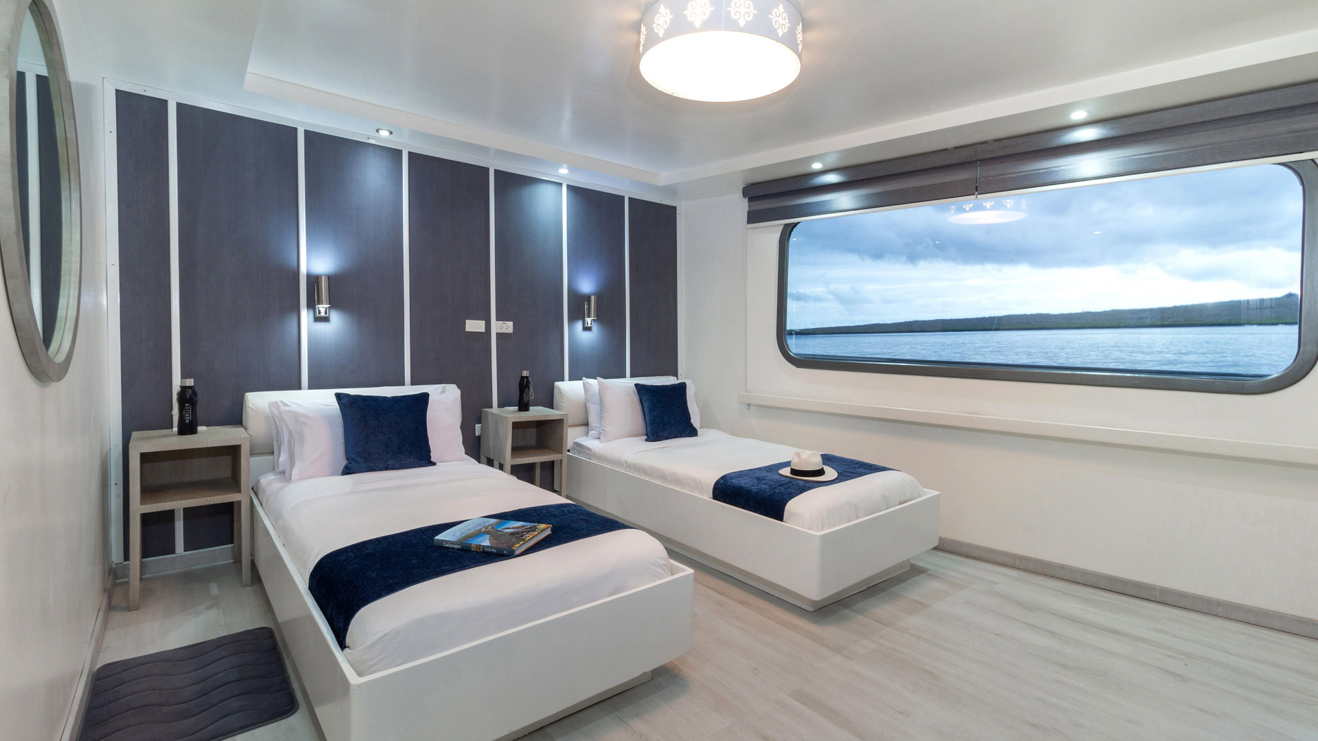 Standard Twin Cabin