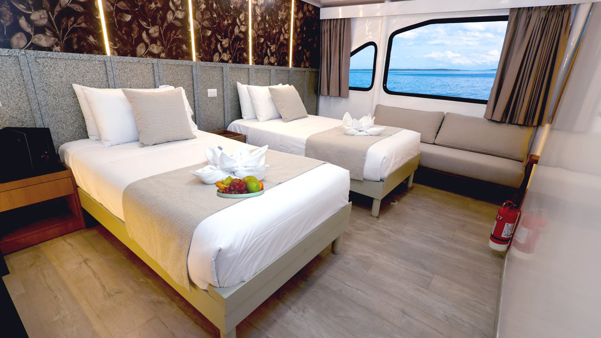 Twin cabin