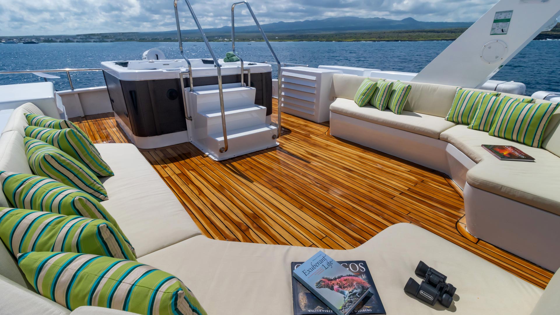 Sundeck lounge