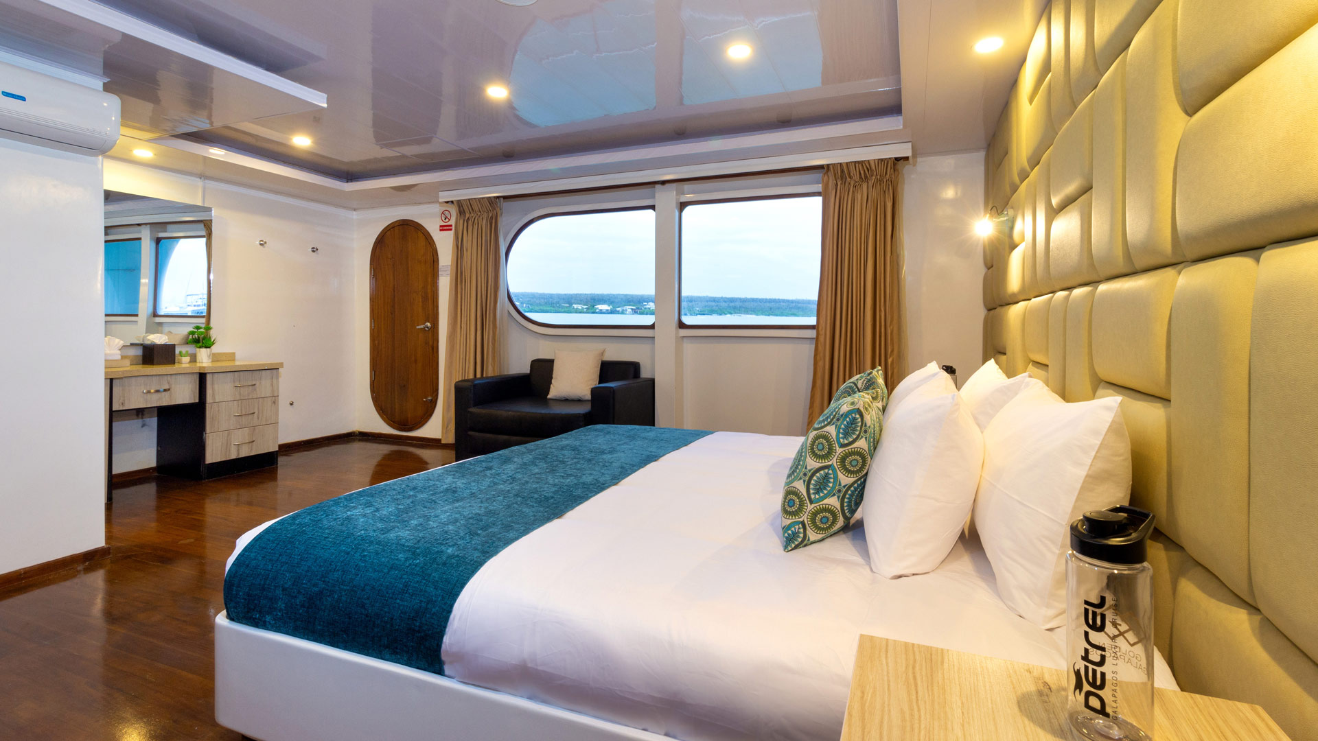 King Golden Stateroom